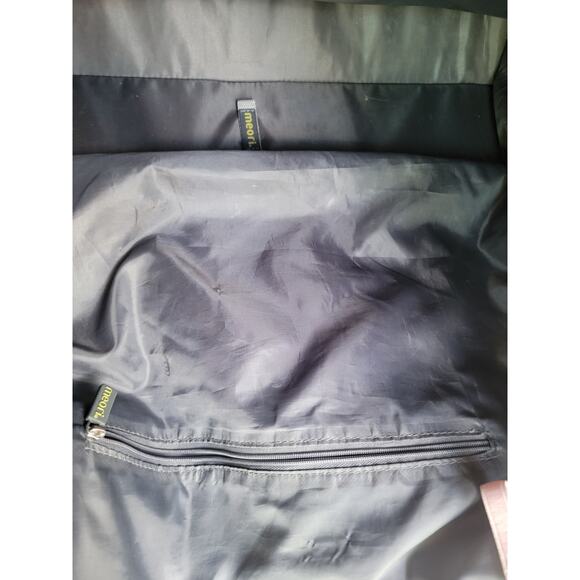 Meori Modern and Stylish Gray Large Tote Bag - Picture 9 of 9